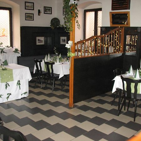 Hotel Kovarna Decin Eksteriør billede