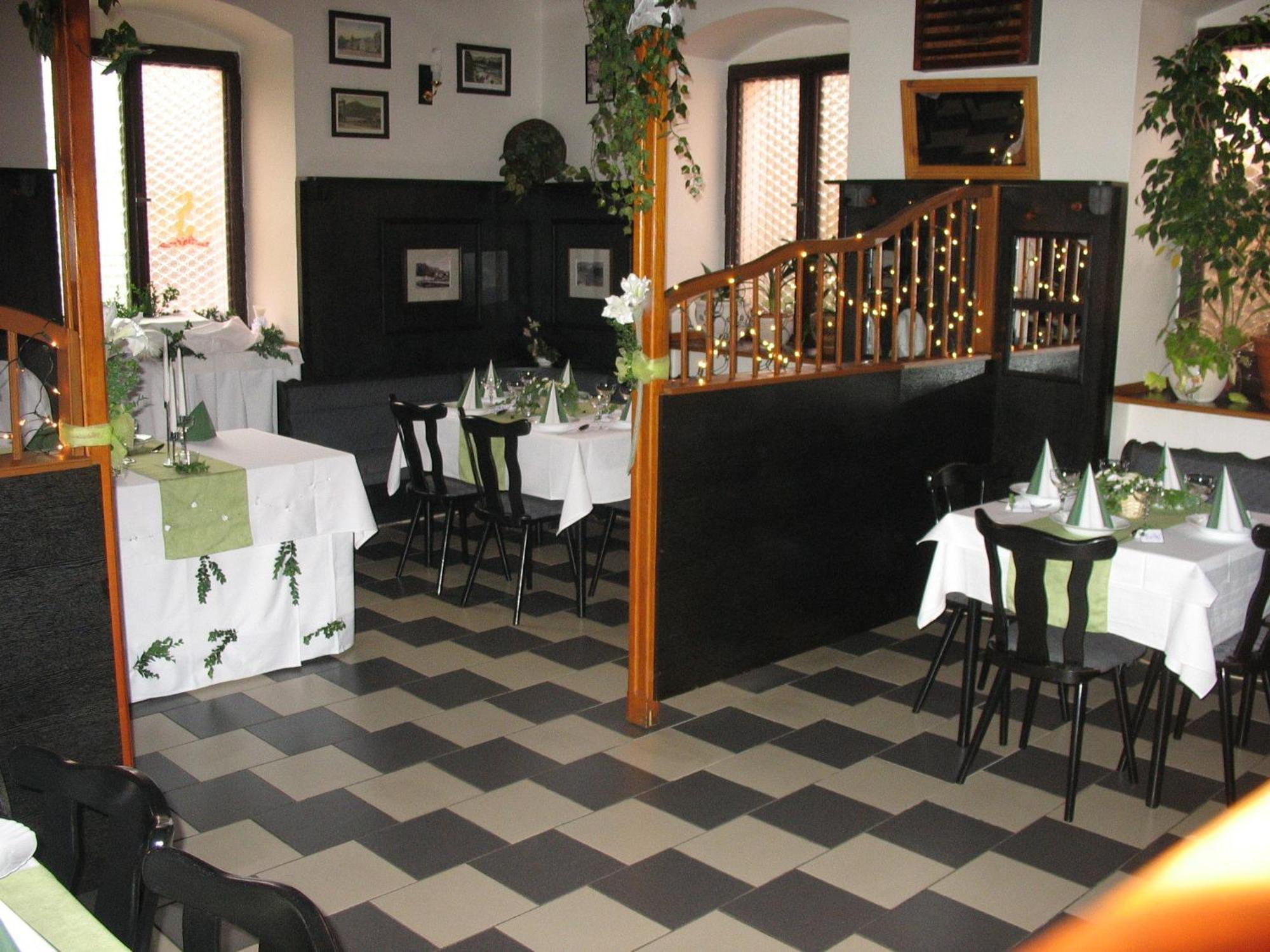 Hotel Kovarna Decin Eksteriør billede
