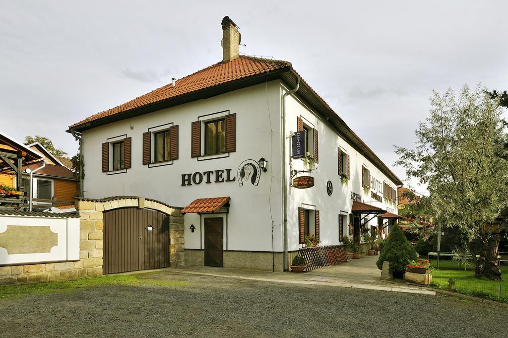 Hotel Kovarna Decin Eksteriør billede
